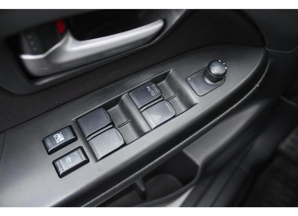 Suzuki SX4, I (Classic) 1.6 AT (106 л.с.)