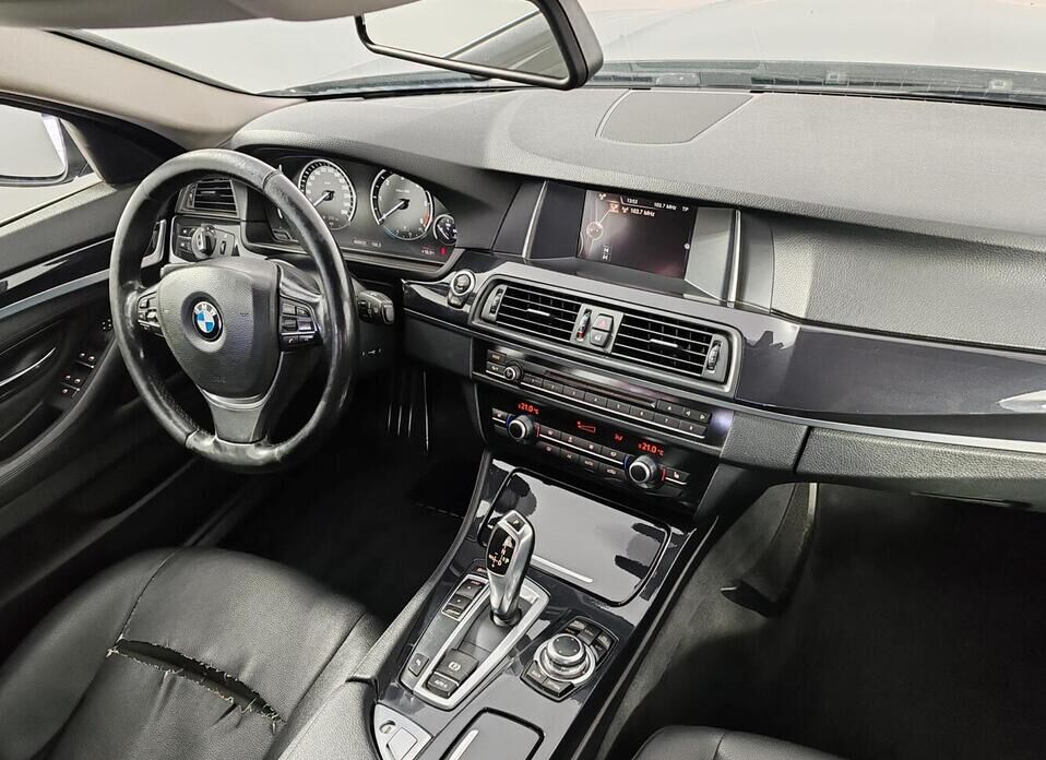 BMW 5 серии 520d 2.0d AT (190 л.с.)