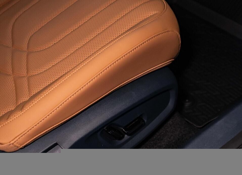 Geely EX5 EM-i 1.5hyb AT (218 л.с.)