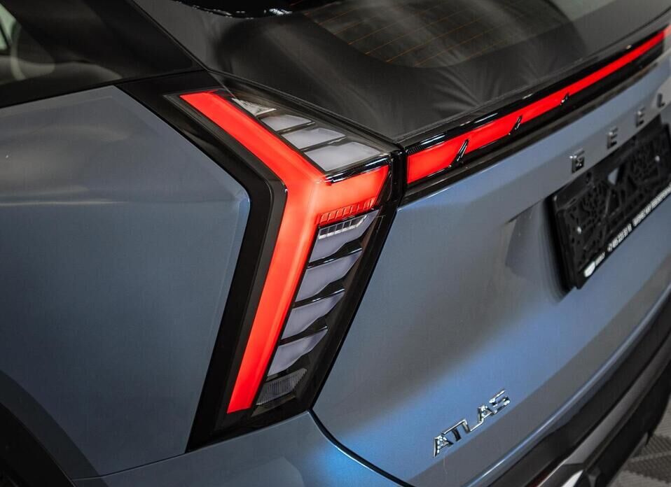 Geely Atlas, II 2.0 AT (200 л.с.) 4WD