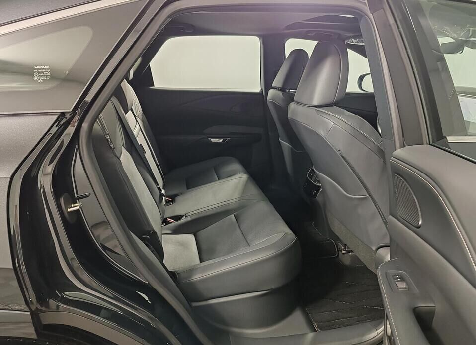 Lexus RX, V 300 2.0 AT (248 л.с.) 4WD