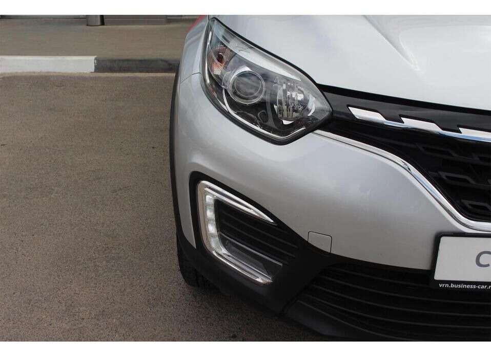 Renault Kaptur 1.6 CVT (114 л.с.)