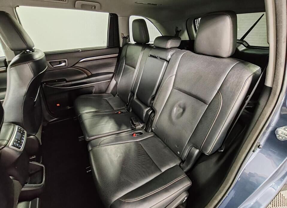 Toyota Highlander 3.5 AT (249 л.с.) 4WD