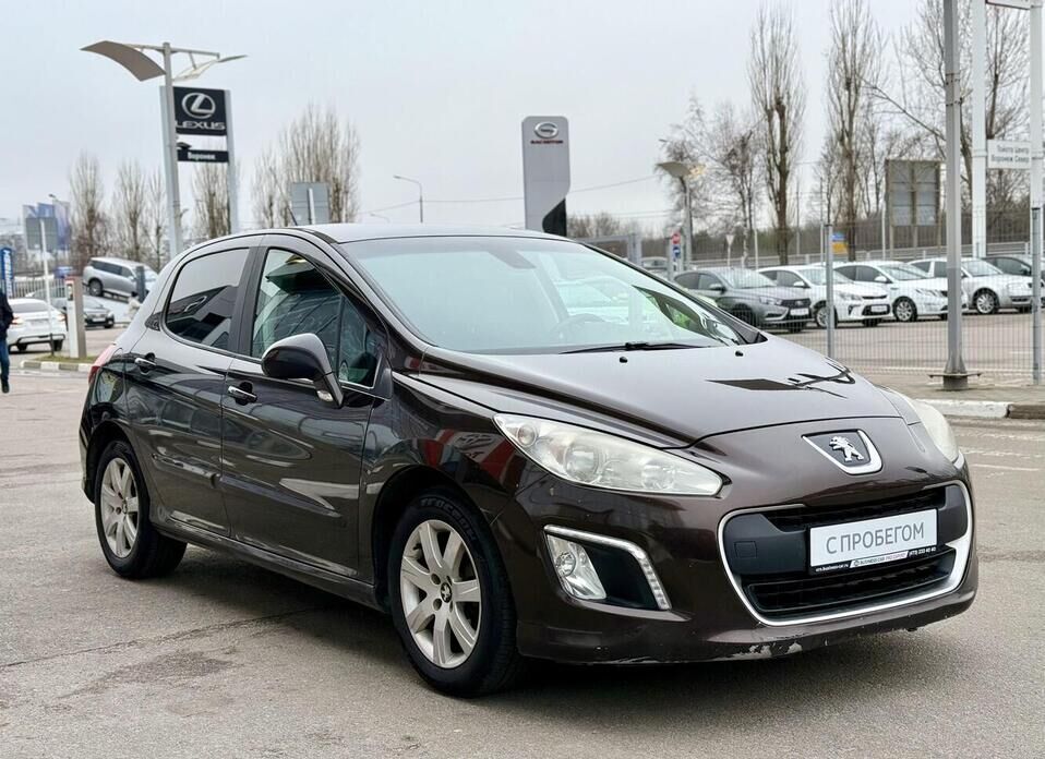 Peugeot 308, I Рестайлинг 1.6 AT (120 л.с.)