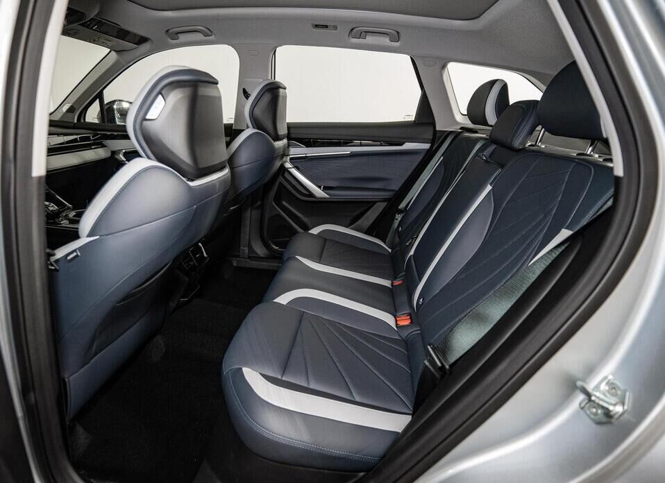 Geely Atlas, II 2.0 AT (200 л.с.) 4WD