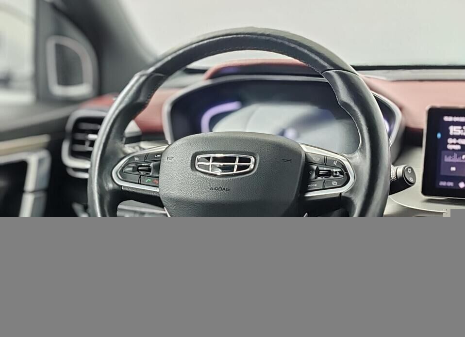 Geely Coolray, I 1.5 AMT (150 л.с.)