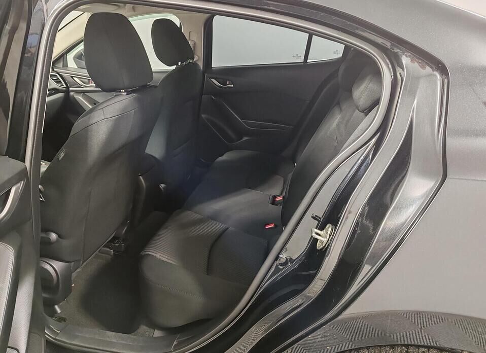 Mazda 3 1.6 AT (104 л.с.)