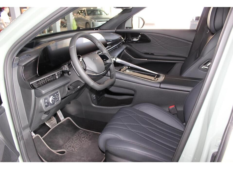 EXEED RX 2.0 AT (249 л.с.) 4WD