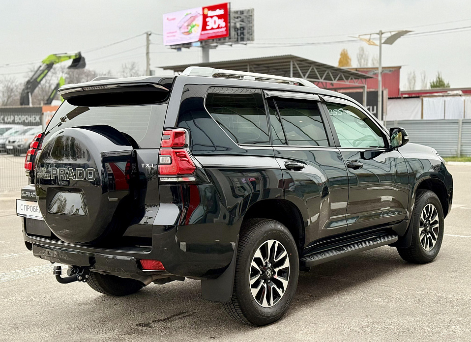 Toyota Land Cruiser Prado, 150 Series Рестайлинг 3 2.8d AT (204 л.с.) 4WD
