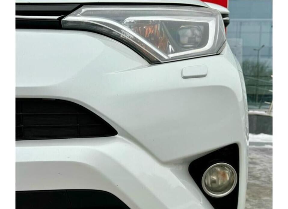 Toyota RAV4, IV (XA40) Рестайлинг 2.5 AT (180 л.с.) 4WD