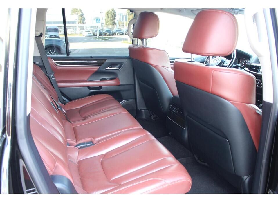 Lexus LX 450d 4.5d AT (272 л.с.) 4WD