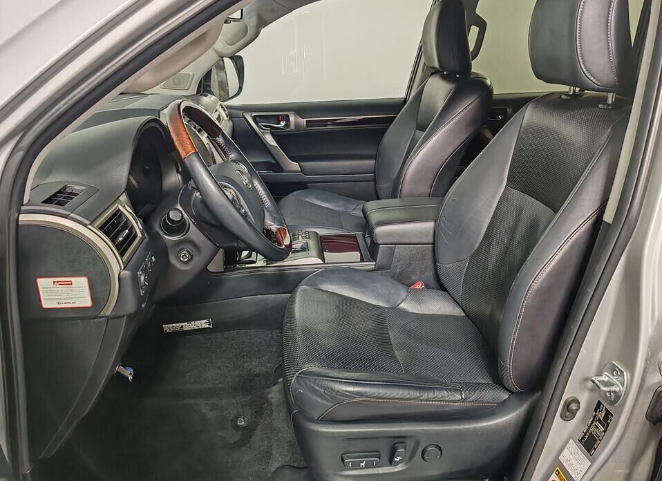 Lexus GX, II Рестайлинг 460 4.6 AT (296 л.с.) 4WD