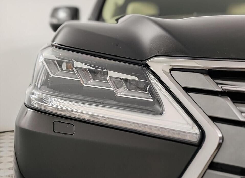Lexus LX 450d 4.5d AT (272 л.с.) 4WD