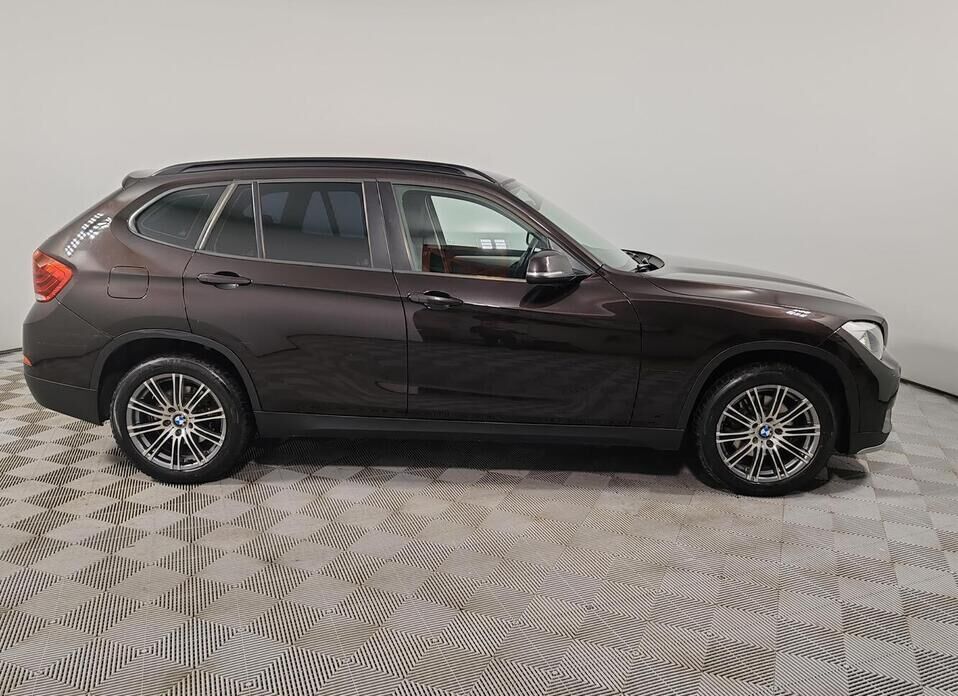 BMW X1, I (E84) Рестайлинг 18i 2.0 AT (150 л.с.)