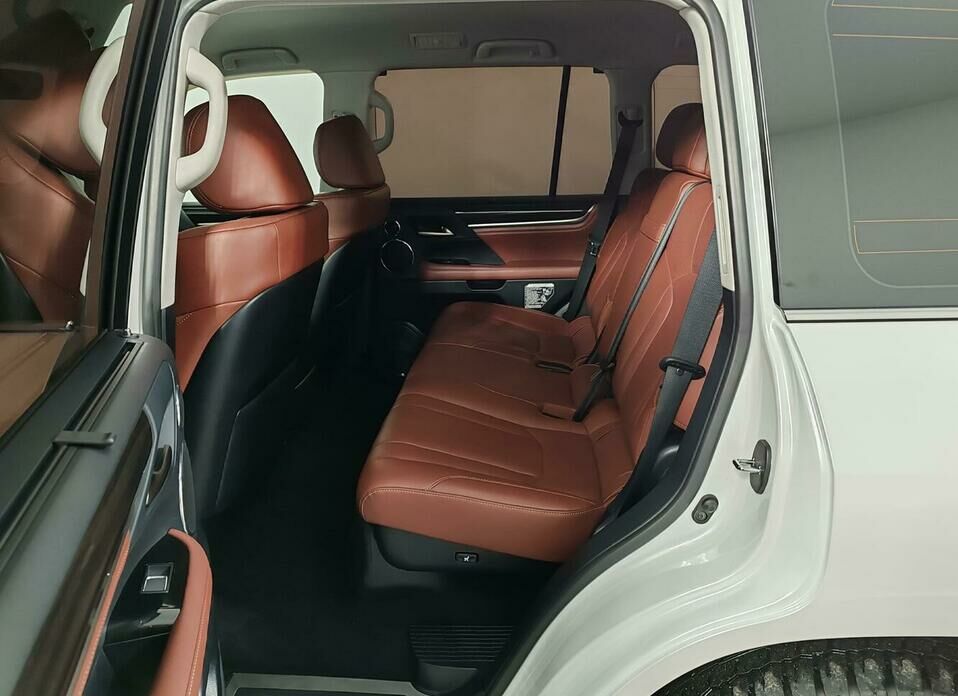 Lexus LX 450d 4.5d AT (272 л.с.) 4WD