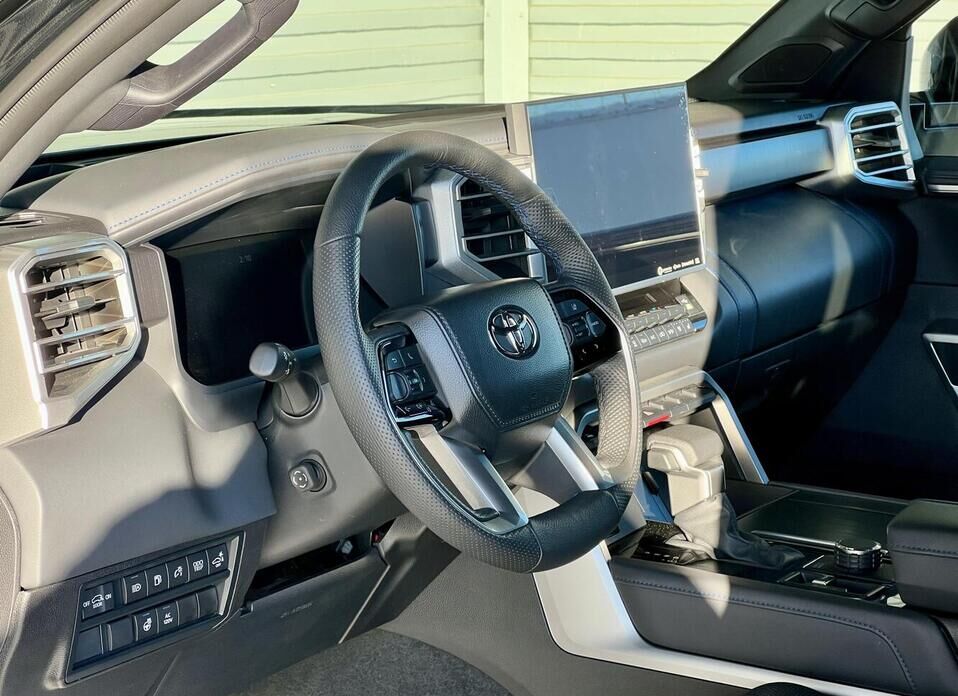 Toyota Sequoia, III 3.5hyb AT (437 л.с.) 4WD