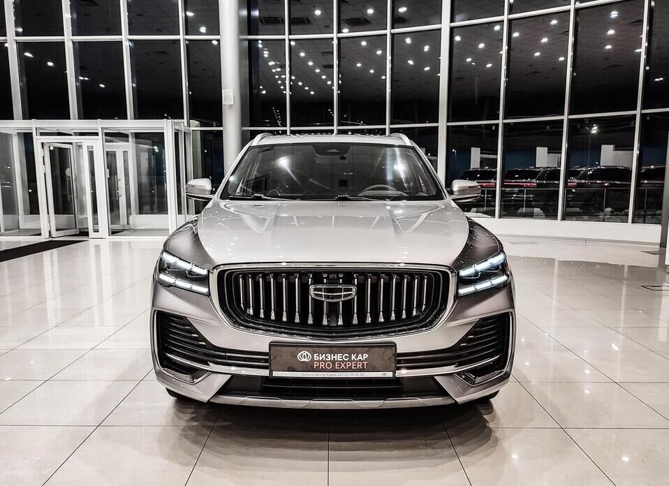 Geely Monjaro 2.0 AT (238 л.с.) 4WD