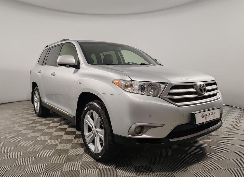 Toyota Highlander 3.5 AT (273 л.с.) 4WD