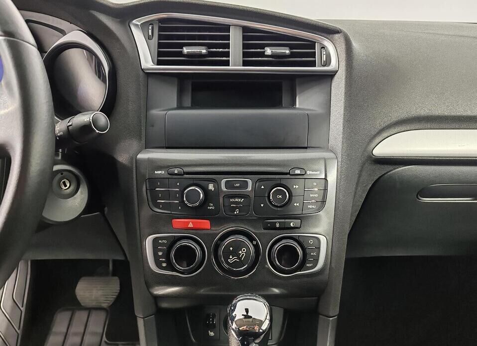 Citroen C4, II 1.6 AT (120 л.с.)