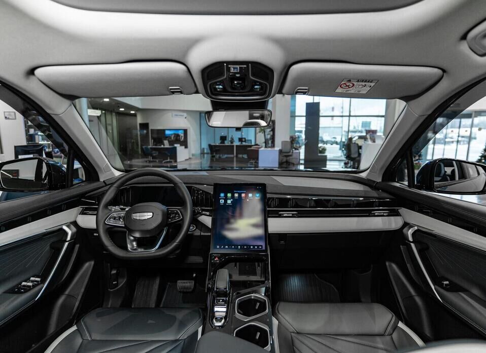 Geely Atlas, II 2.0 AT (200 л.с.) 4WD