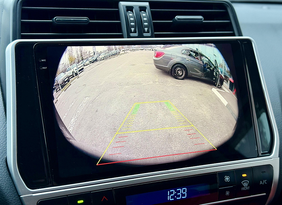 Toyota Land Cruiser Prado, 150 Series Рестайлинг 3 2.8d AT (204 л.с.) 4WD