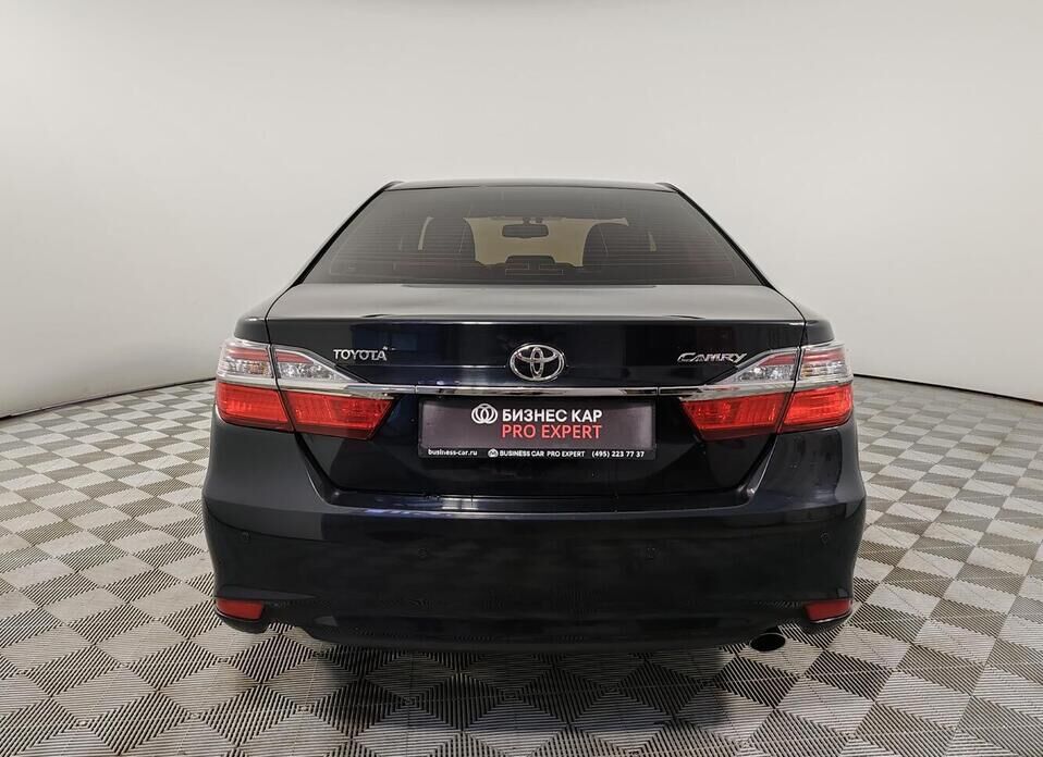 Toyota Camry, VII (XV50) Рестайлинг 2.5 AT (181 л.с.)
