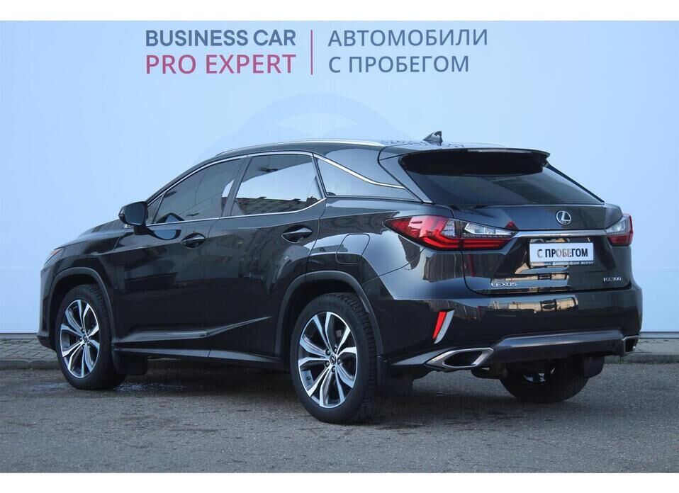 Lexus RX, IV 300 2.0 AT (238 л.с.) 4WD