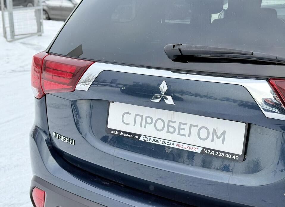Mitsubishi Outlander, III Рестайлинг 3 2.0 CVT (146 л.с.) 4WD