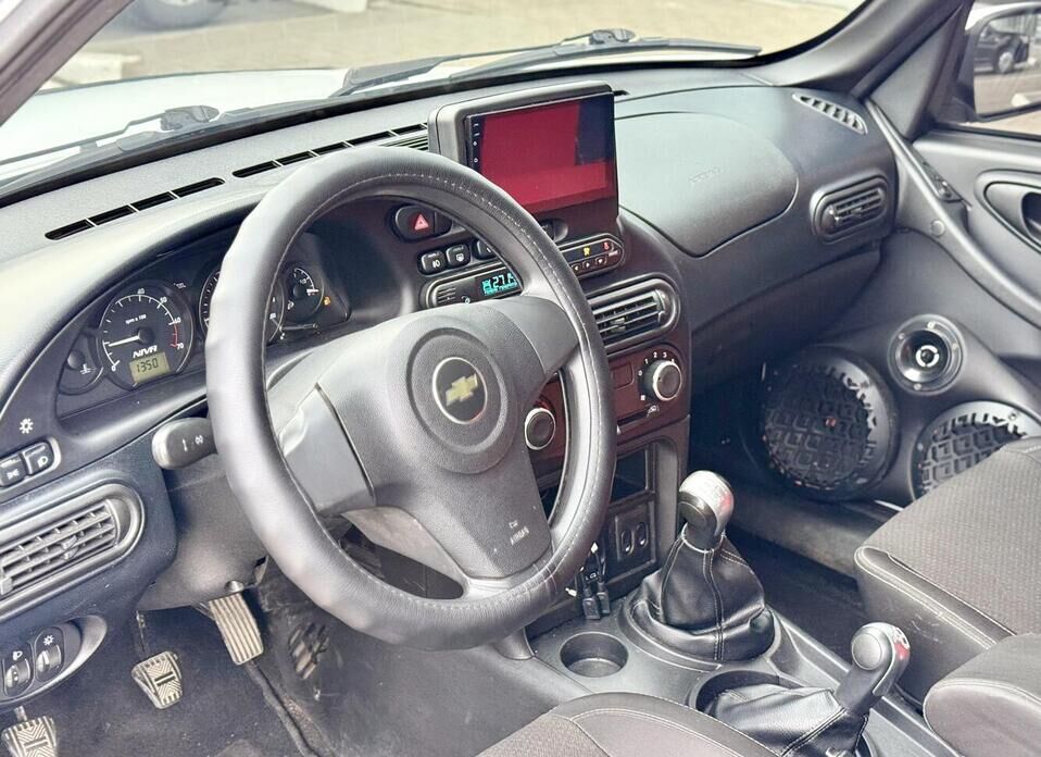Chevrolet Niva, I Рестайлинг 1.7 MT (80 л.с.) 4WD