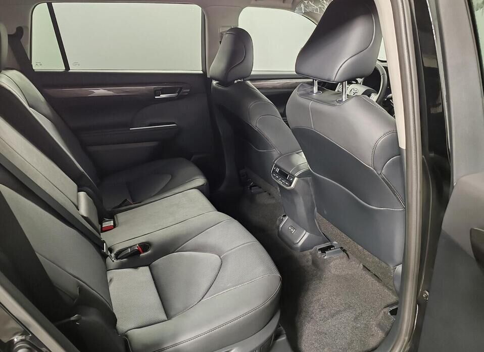 Toyota Highlander, IV (U70) 2.0 AT (248 л.с.) 4WD