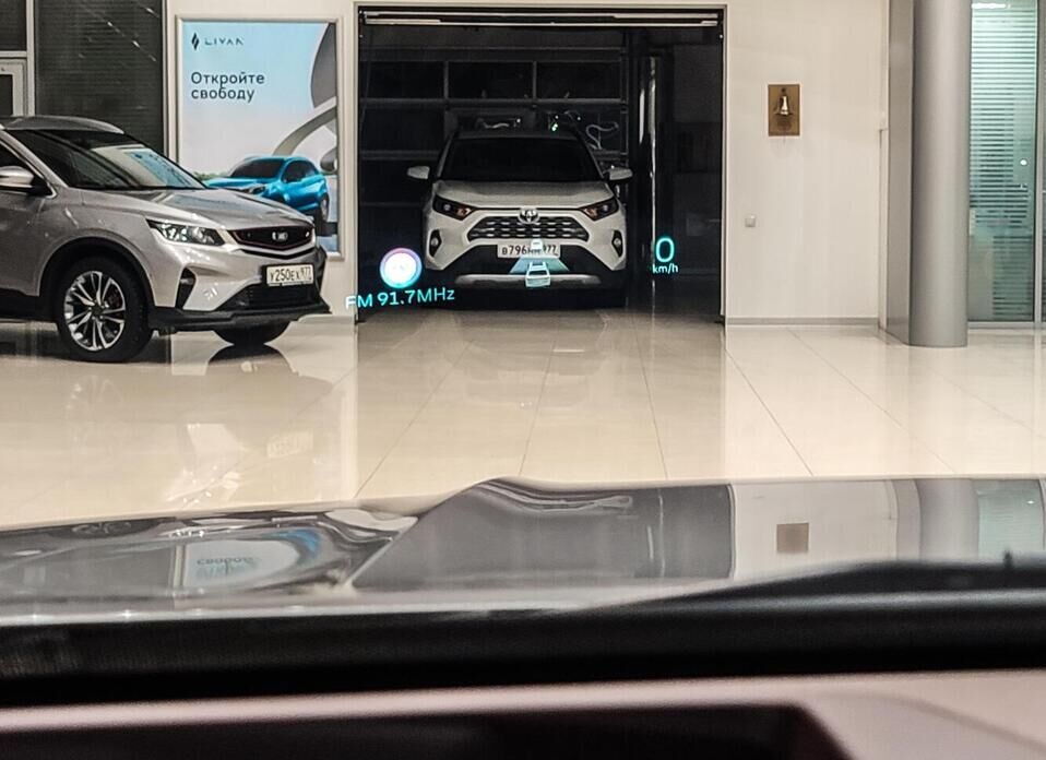 Geely Monjaro 2.0 AT (238 л.с.) 4WD