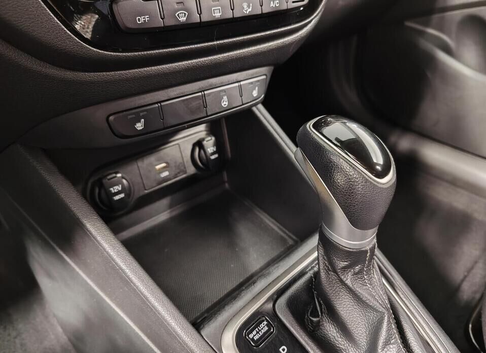 Hyundai Solaris 1.6 AT (123 л.с.)