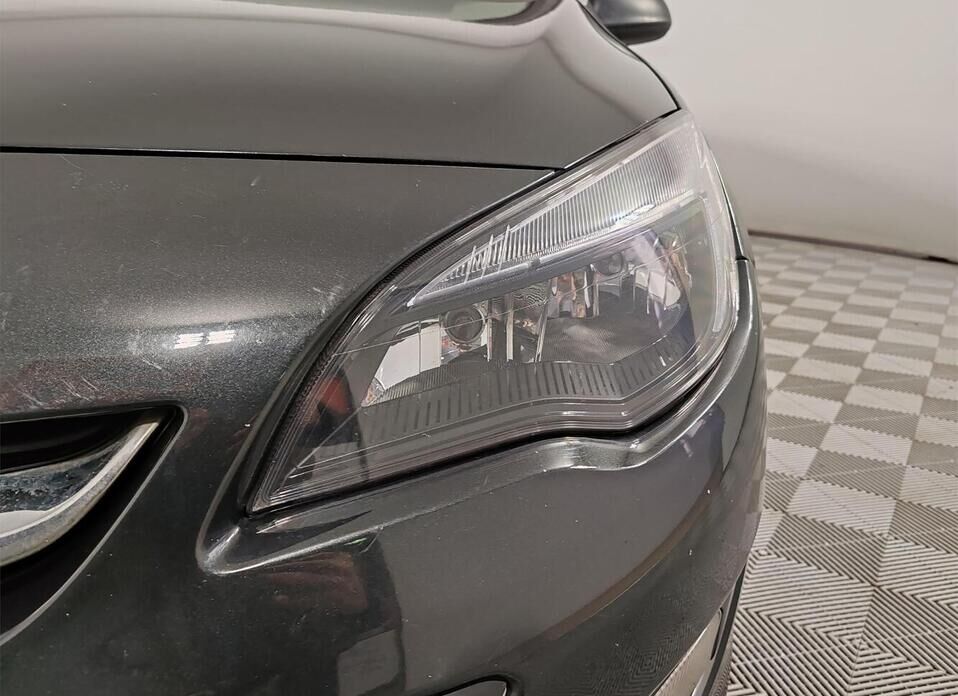 Opel Astra, J Рестайлинг 1.4 AT (140 л.с.)