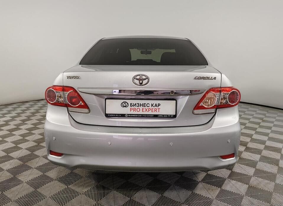 Toyota Corolla 1.6 AT (124 л.с.)