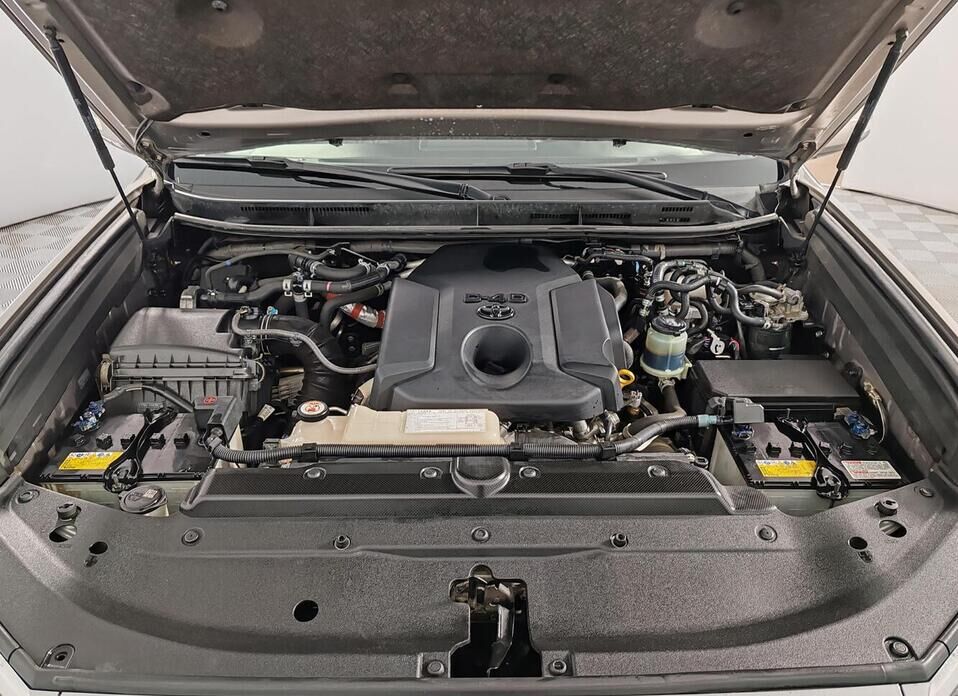 Toyota Land Cruiser Prado 2.8d AT (177 л.с.) 4WD