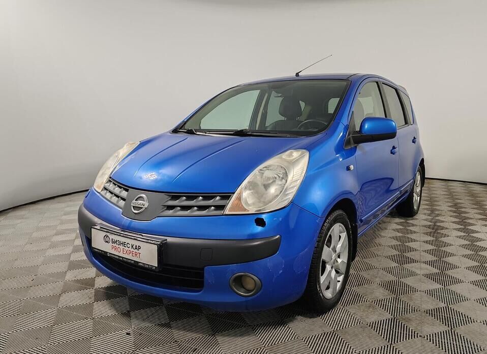 Nissan Note, I 1.6 AT (110 л.с.)