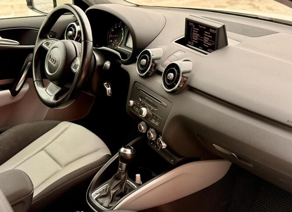 Audi A1, I (8X) 1.4 AMT (122 л.с.)