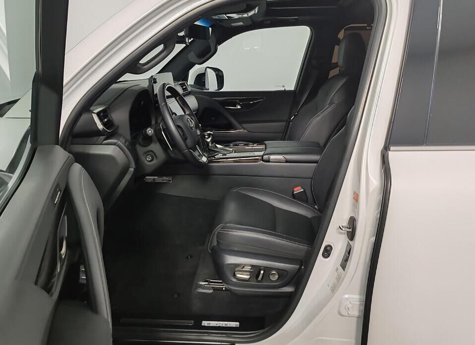 Lexus LX, IV 600 3.5 AT (415 л.с.) 4WD
