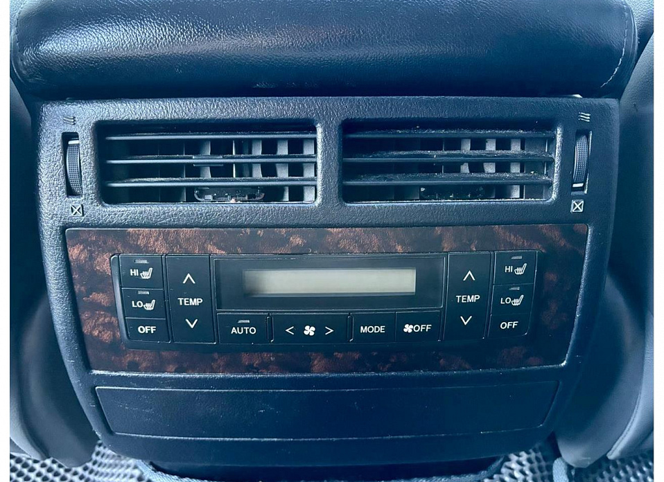 Toyota Land Cruiser, 200 Series 4.7 AT (288 л.с.) 4WD