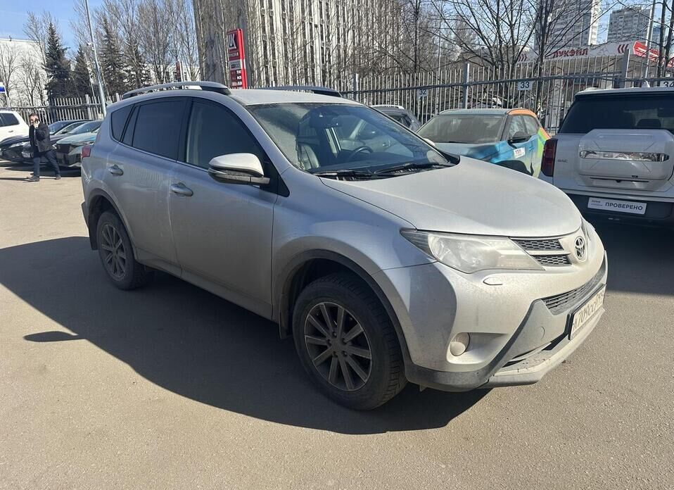Toyota RAV4, IV (XA40) 2.0 CVT (146 л.с.) 4WD
