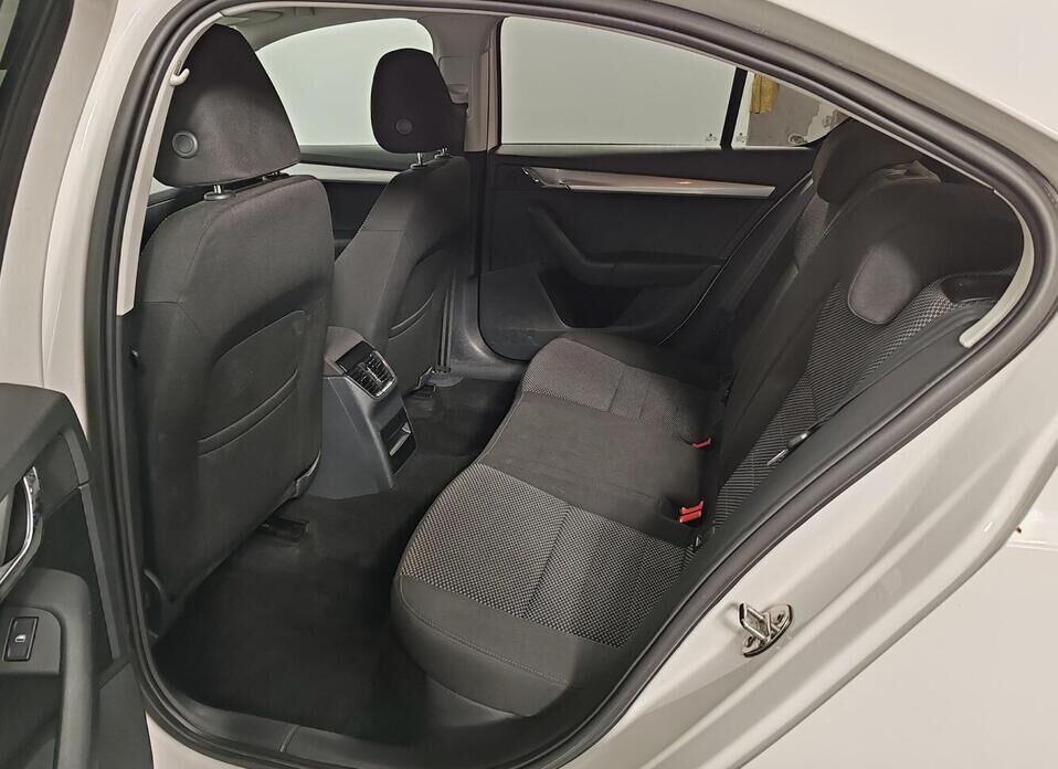 Skoda Octavia 1.4 AMT (140 л.с.)