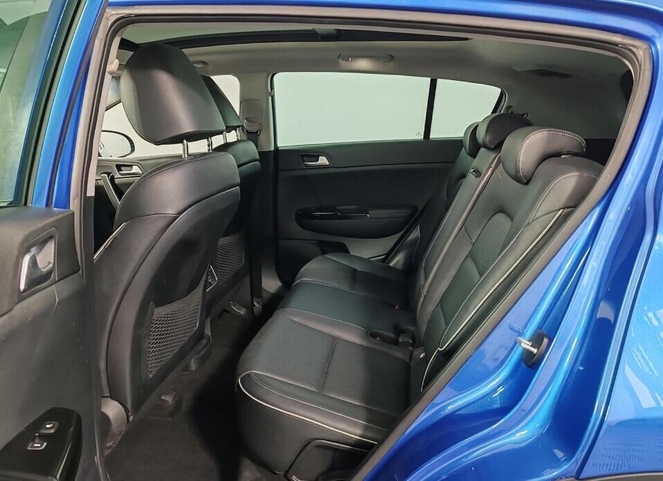 Kia Sportage, IV Рестайлинг 2.0d AT (185 л.с.) 4WD