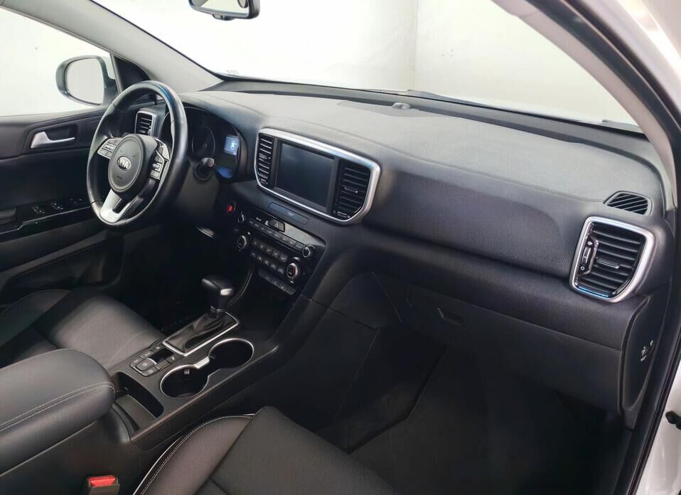 Kia Sportage 2.4 AT (184 л.с.) 4WD