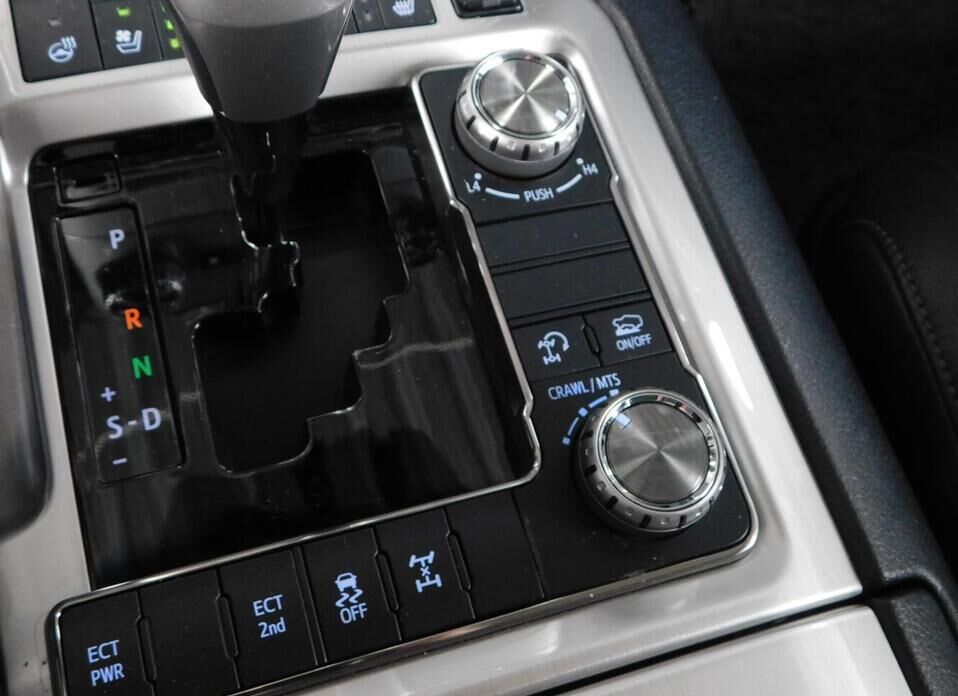 Toyota Land Cruiser 4.5d AT (249 л.с.) 4WD