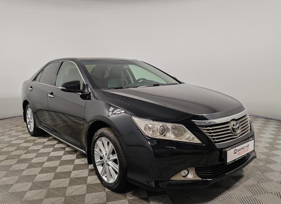 Toyota Camry 3.5 AT (249 л.с.)