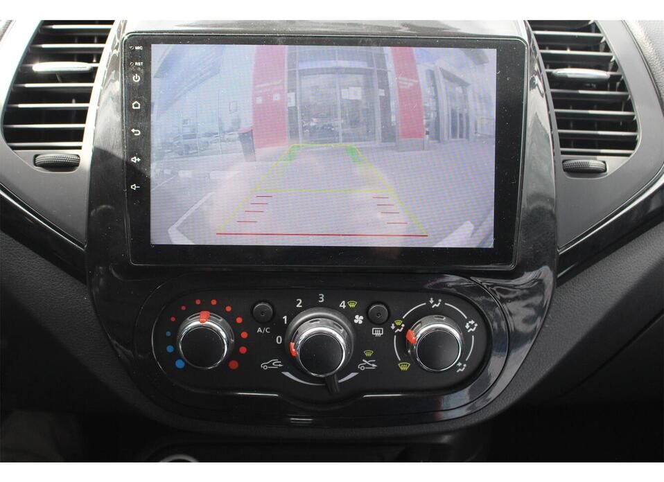 Renault Kaptur 1.6 CVT (114 л.с.)