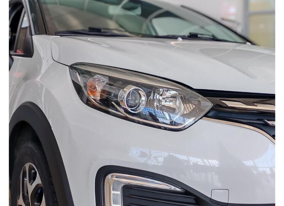 Renault Kaptur, I Рестайлинг 1.6 CVT (114 л.с.)