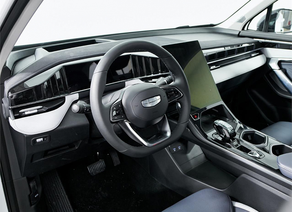 Geely Atlas, II 2.0 AMT (200 л.с.)