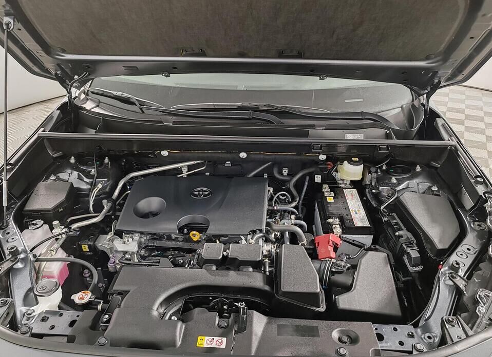 Toyota RAV4, V (XA50) 2.0 CVT (173 л.с.) 4WD