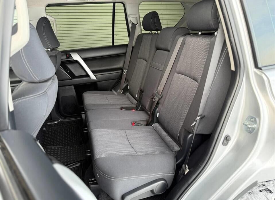 Toyota Land Cruiser Prado, 150 Series Рестайлинг 2 2.7 AT (163 л.с.) 4WD